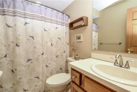 6700 Waterford Lane Mentor OH 44060