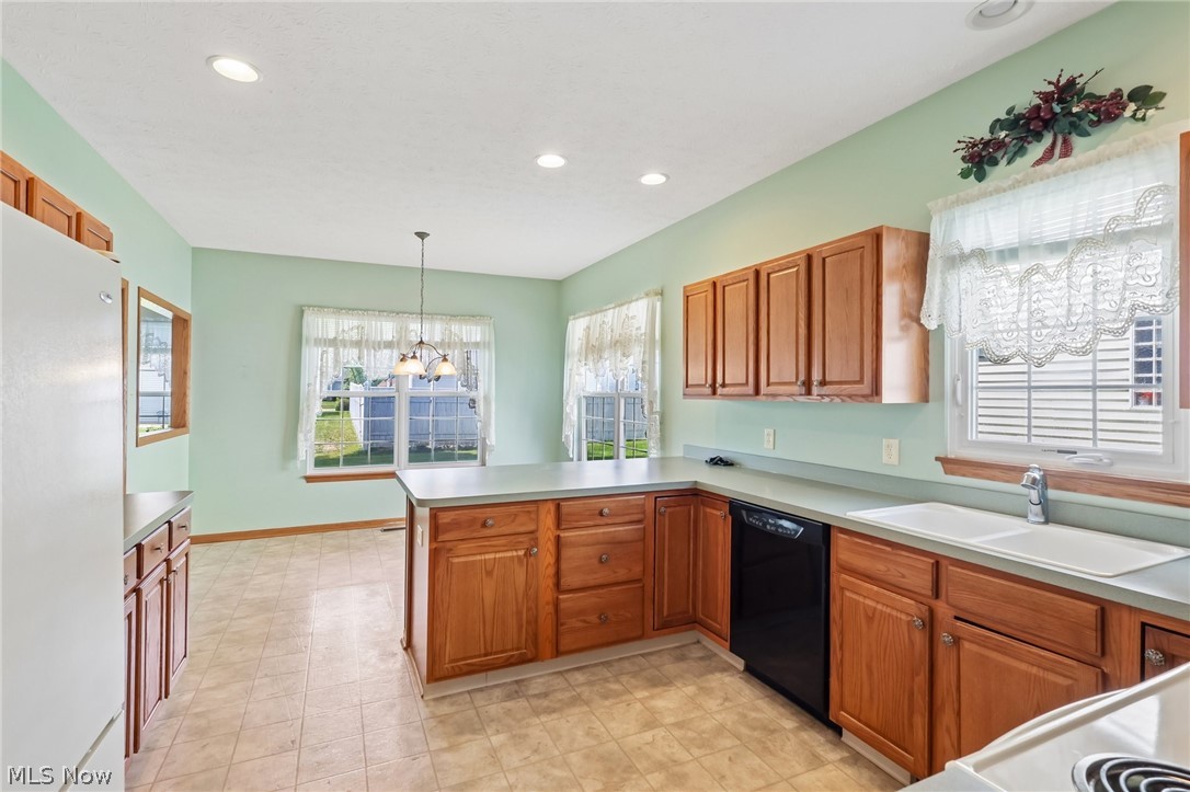 173 Saint Charles Place Elyria OH 44035