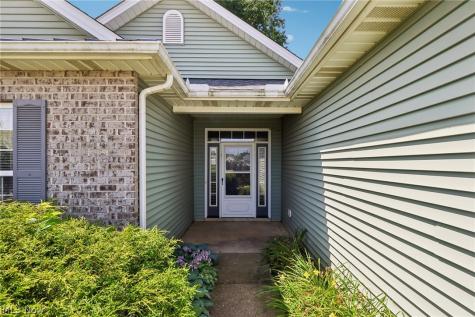 173 Saint Charles Place Elyria OH 44035