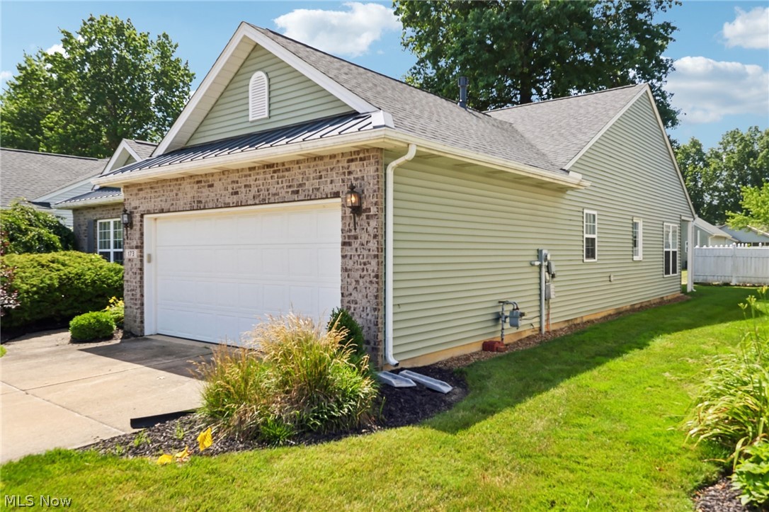 173 Saint Charles Place Elyria OH 44035