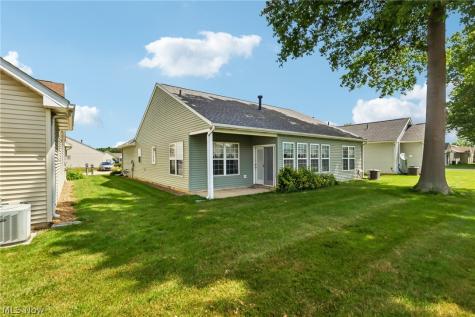 173 Saint Charles Place Elyria OH 44035