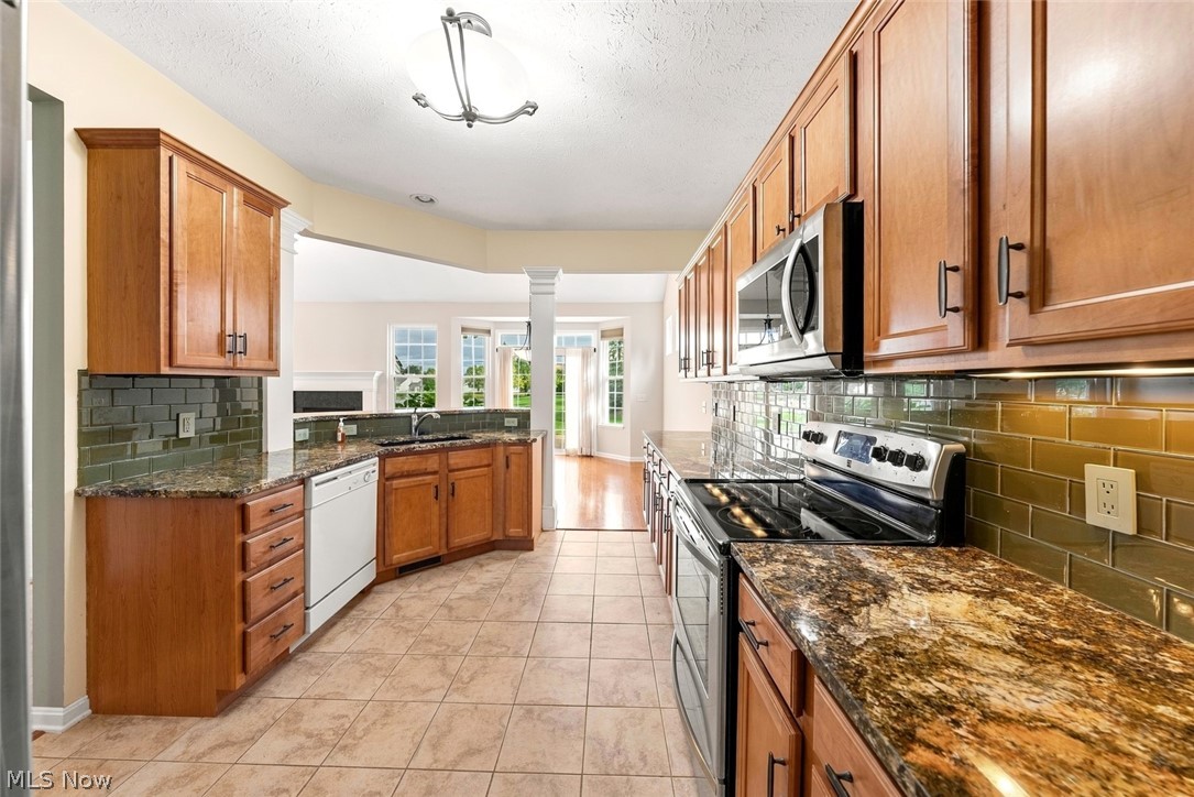 33278 Ambleside Drive Avon Lake OH 44012