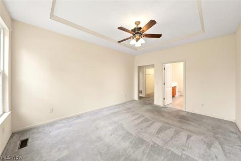 33278 Ambleside Drive Avon Lake OH 44012