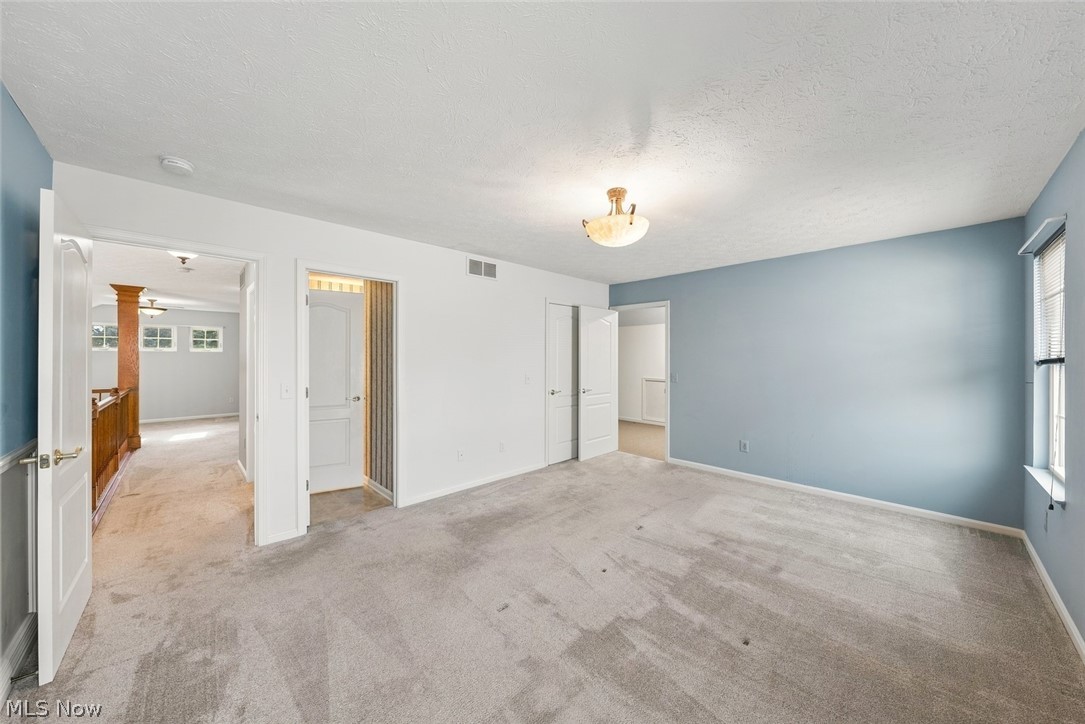 33278 Ambleside Drive Avon Lake OH 44012