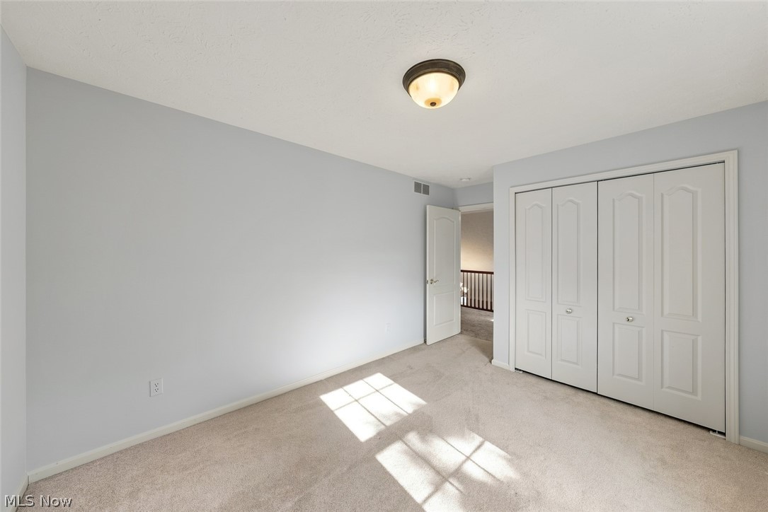 33278 Ambleside Drive Avon Lake OH 44012