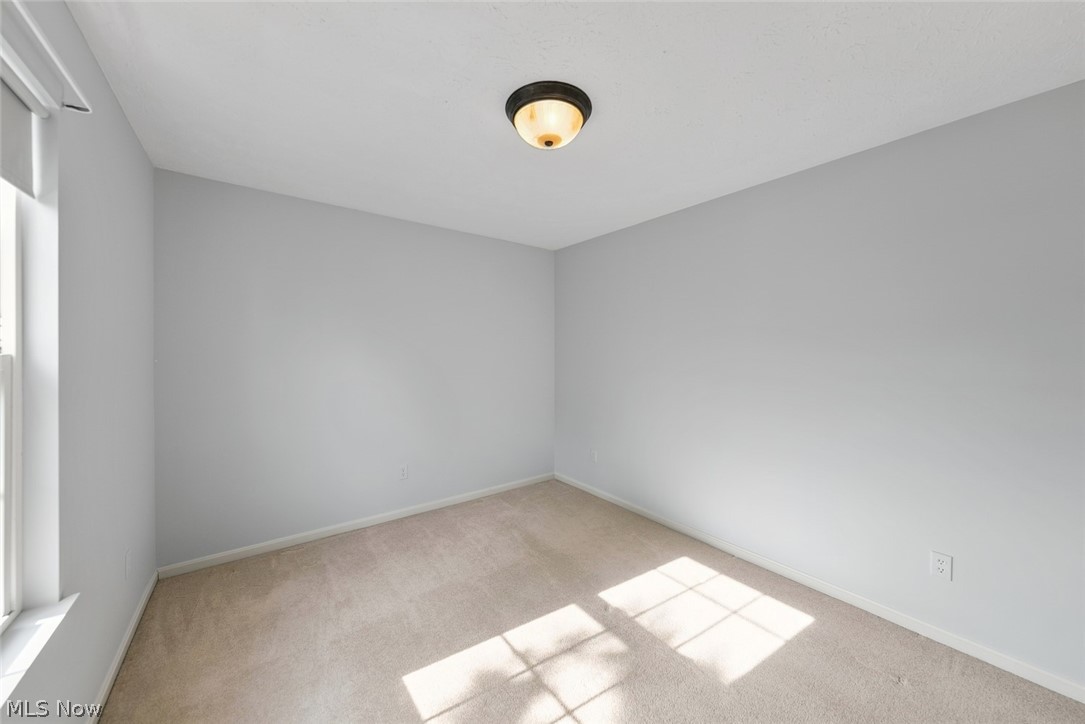 33278 Ambleside Drive Avon Lake OH 44012
