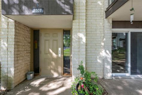 8507 N Akins Road North Royalton OH 44133