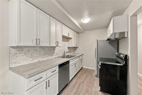 8507 N Akins Road North Royalton OH 44133