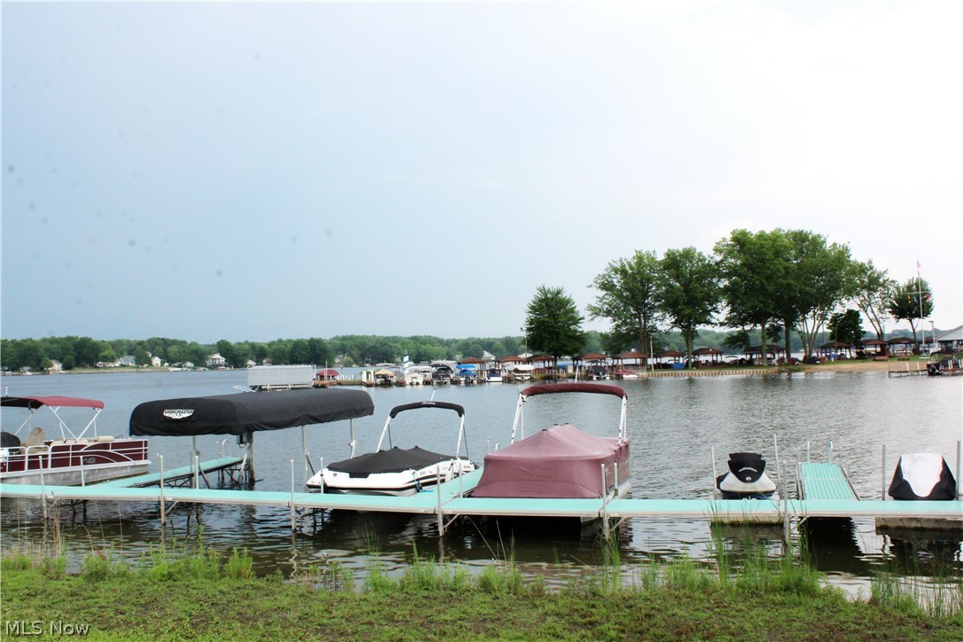 1939 Craig Drive Lake Milton OH 44429