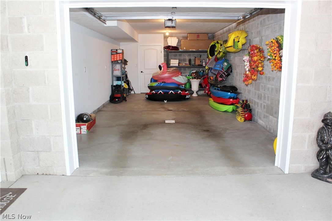 1939 Craig Drive Lake Milton OH 44429