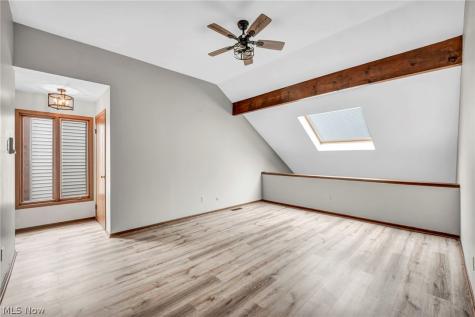 4705 Mayfield Road South Euclid OH 44121