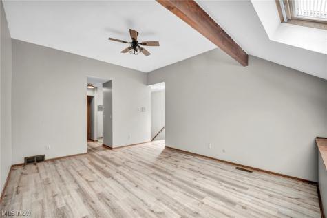 4705 Mayfield Road South Euclid OH 44121