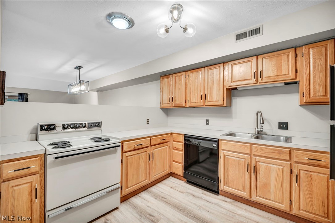 4705 Mayfield Road South Euclid OH 44121