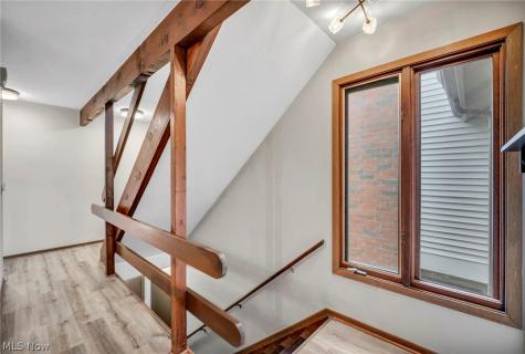 4705 Mayfield Road South Euclid OH 44121