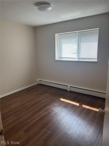 14567 Madison Avenue Lakewood OH 44107