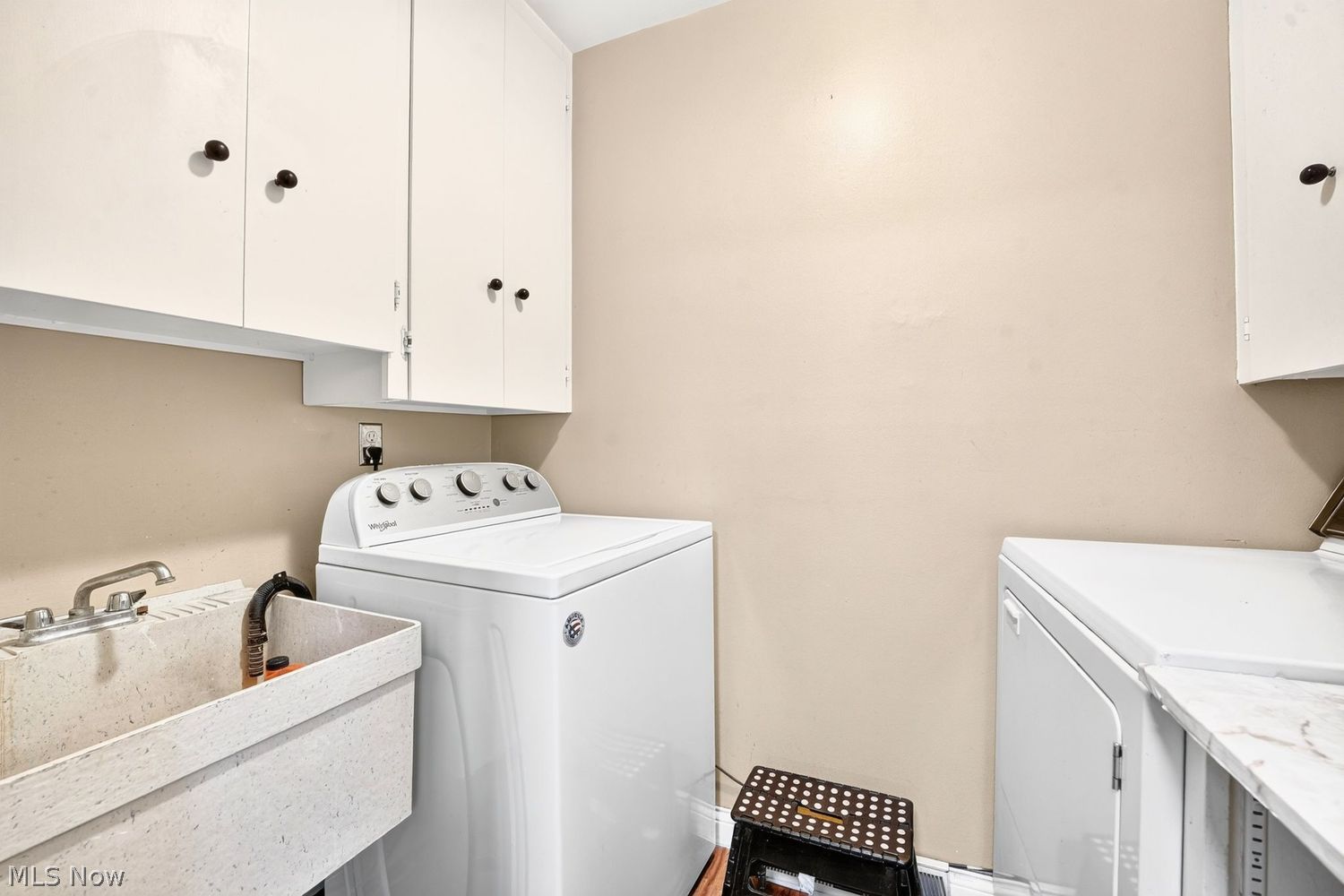 116 Chatham Way Cleveland OH 44124