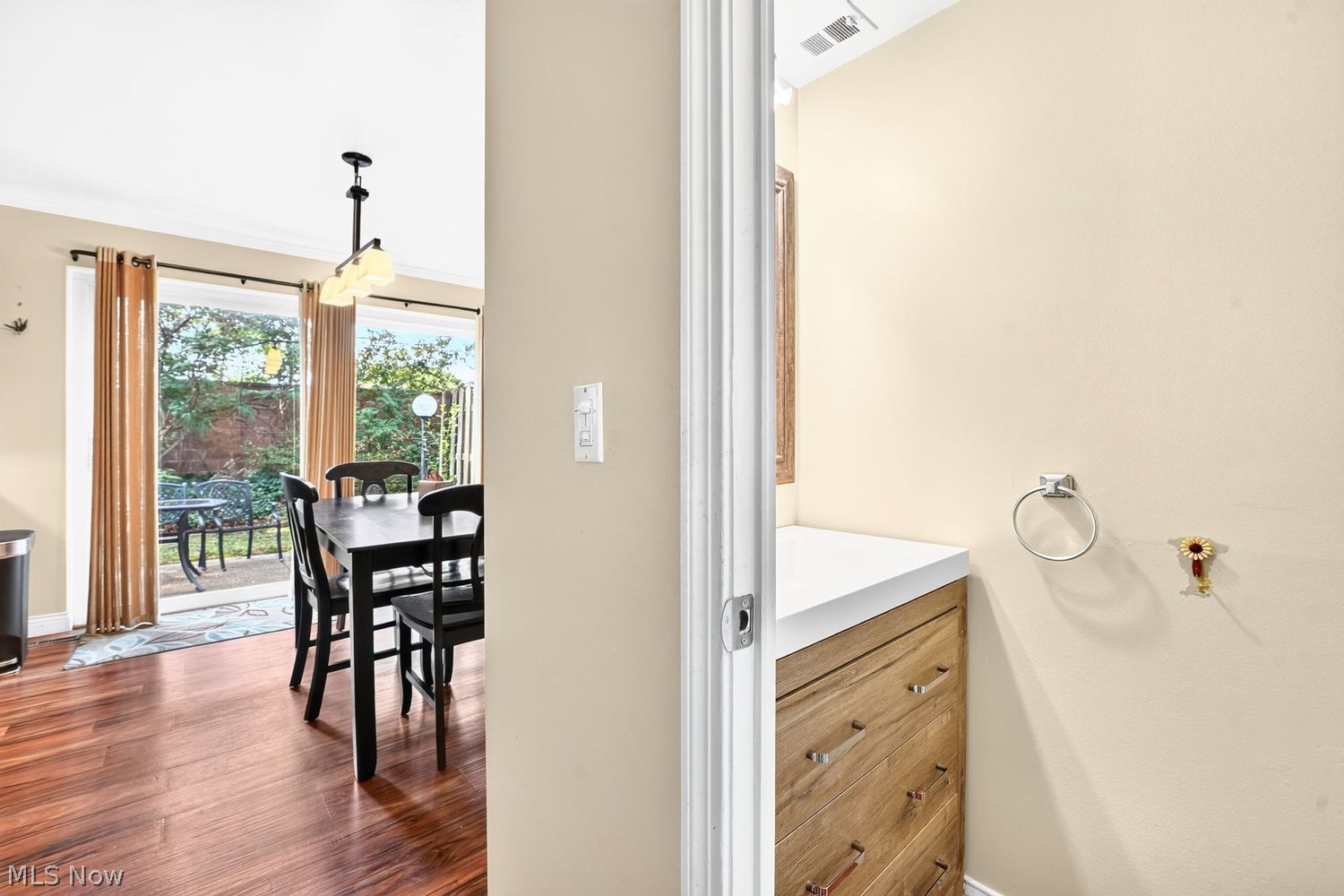 116 Chatham Way Cleveland OH 44124