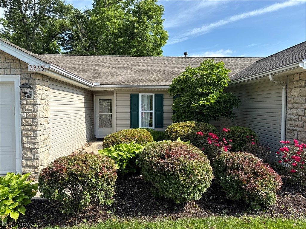 3865 E Vineyard Drive Port Clinton OH 43452