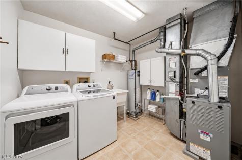 380 Chesapeake Cove Painesville OH 44077