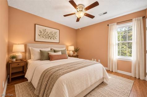 380 Chesapeake Cove Painesville OH 44077