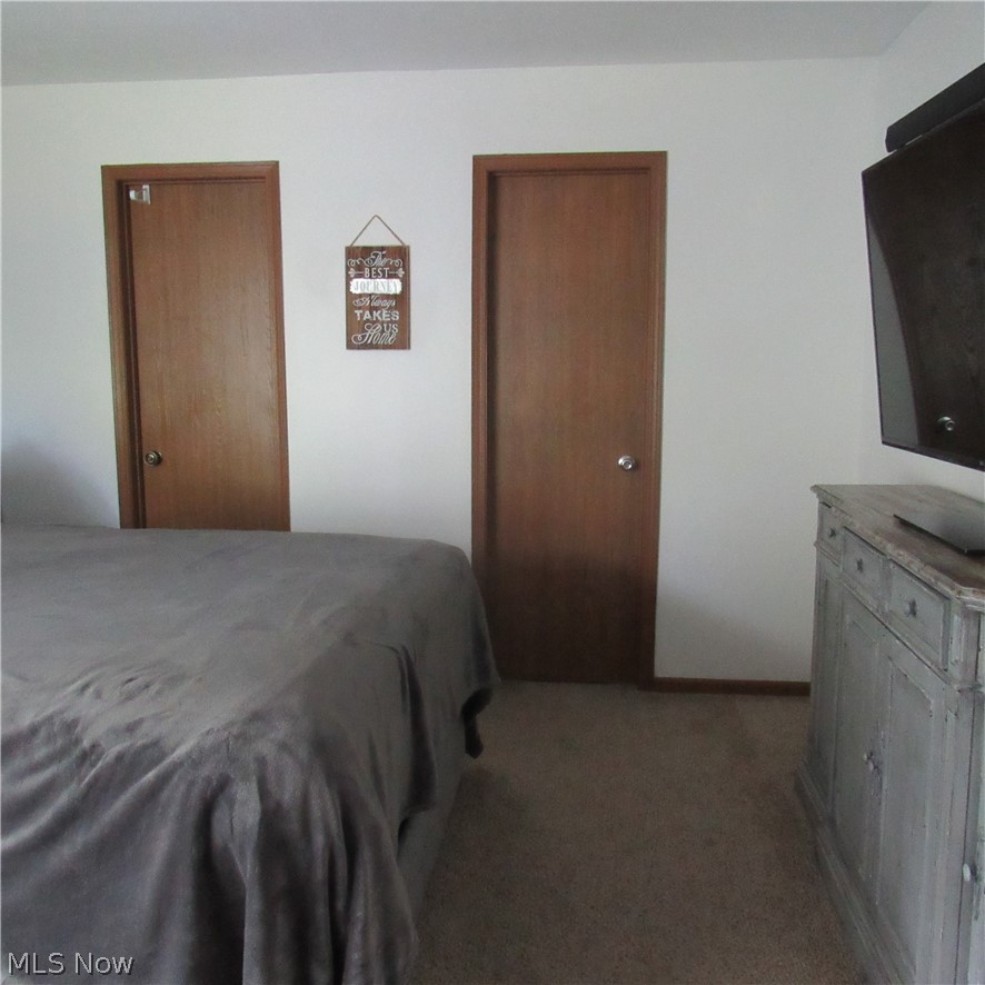 239 Portage Lakes Drive Akron OH 44319