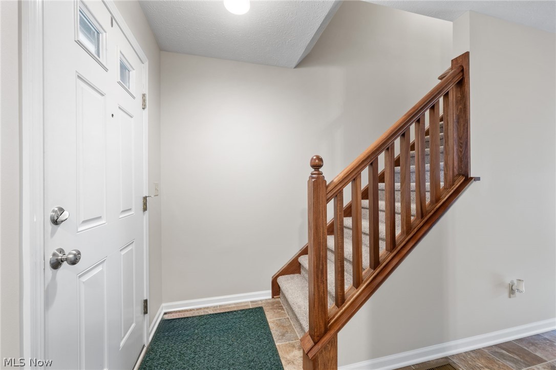 342 Angela Lane Avon Lake OH 44012
