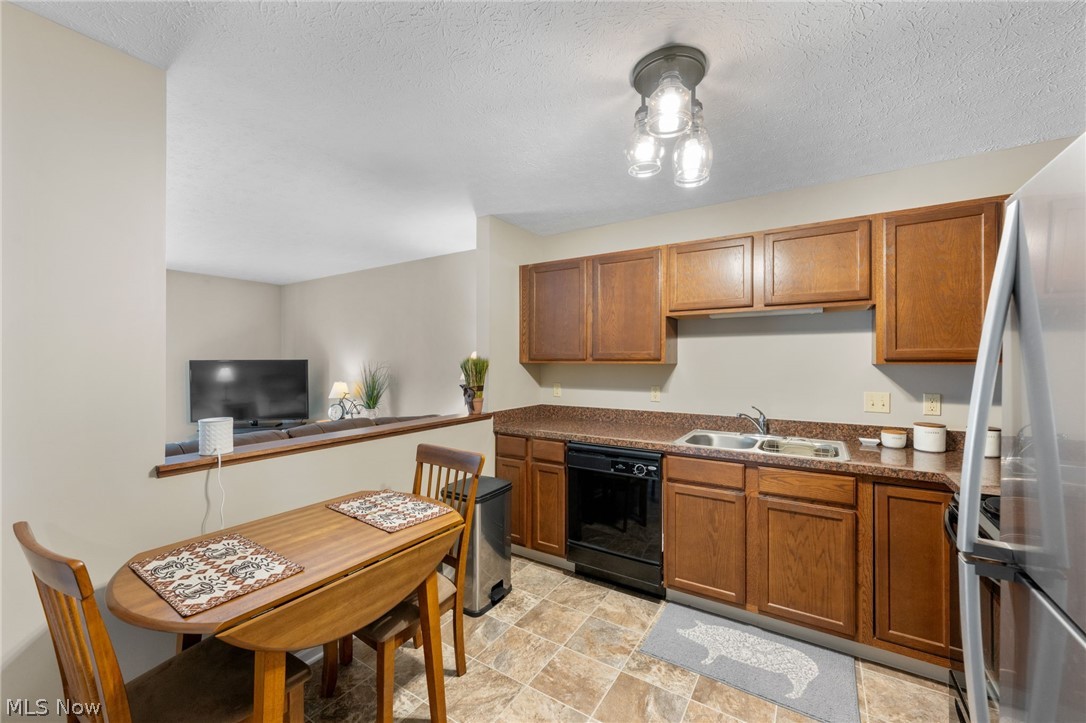 342 Angela Lane Avon Lake OH 44012