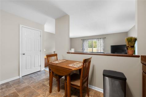 342 Angela Lane Avon Lake OH 44012
