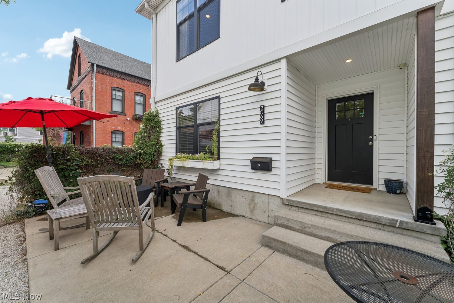 2069 W 34th Place Cleveland OH 44113