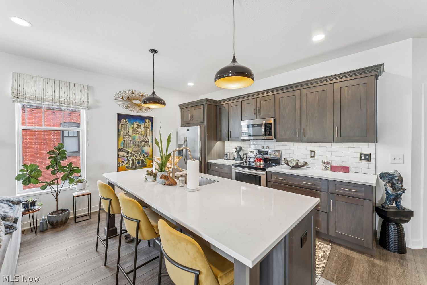 2069 W 34th Place Cleveland OH 44113