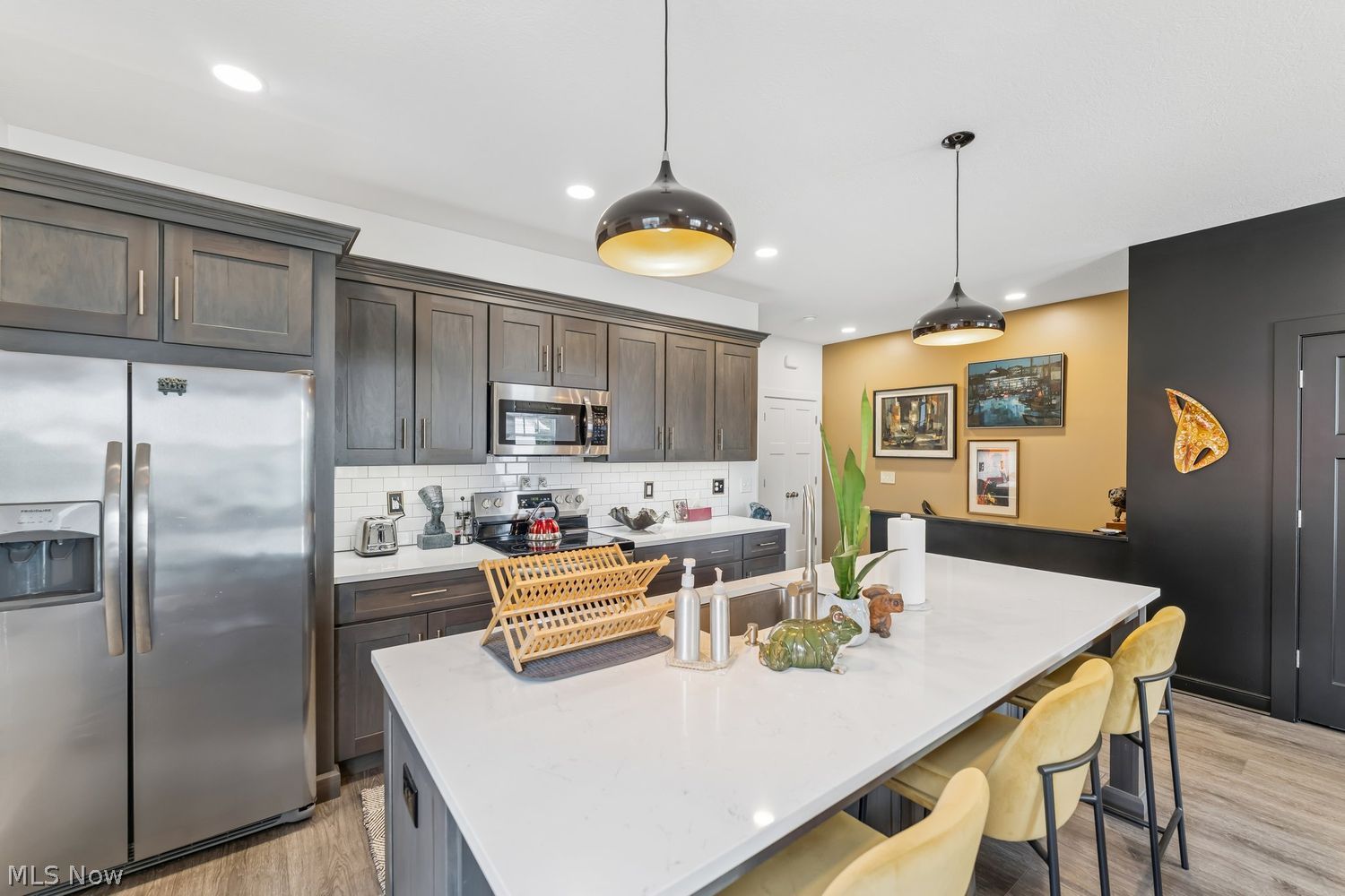 2069 W 34th Place Cleveland OH 44113