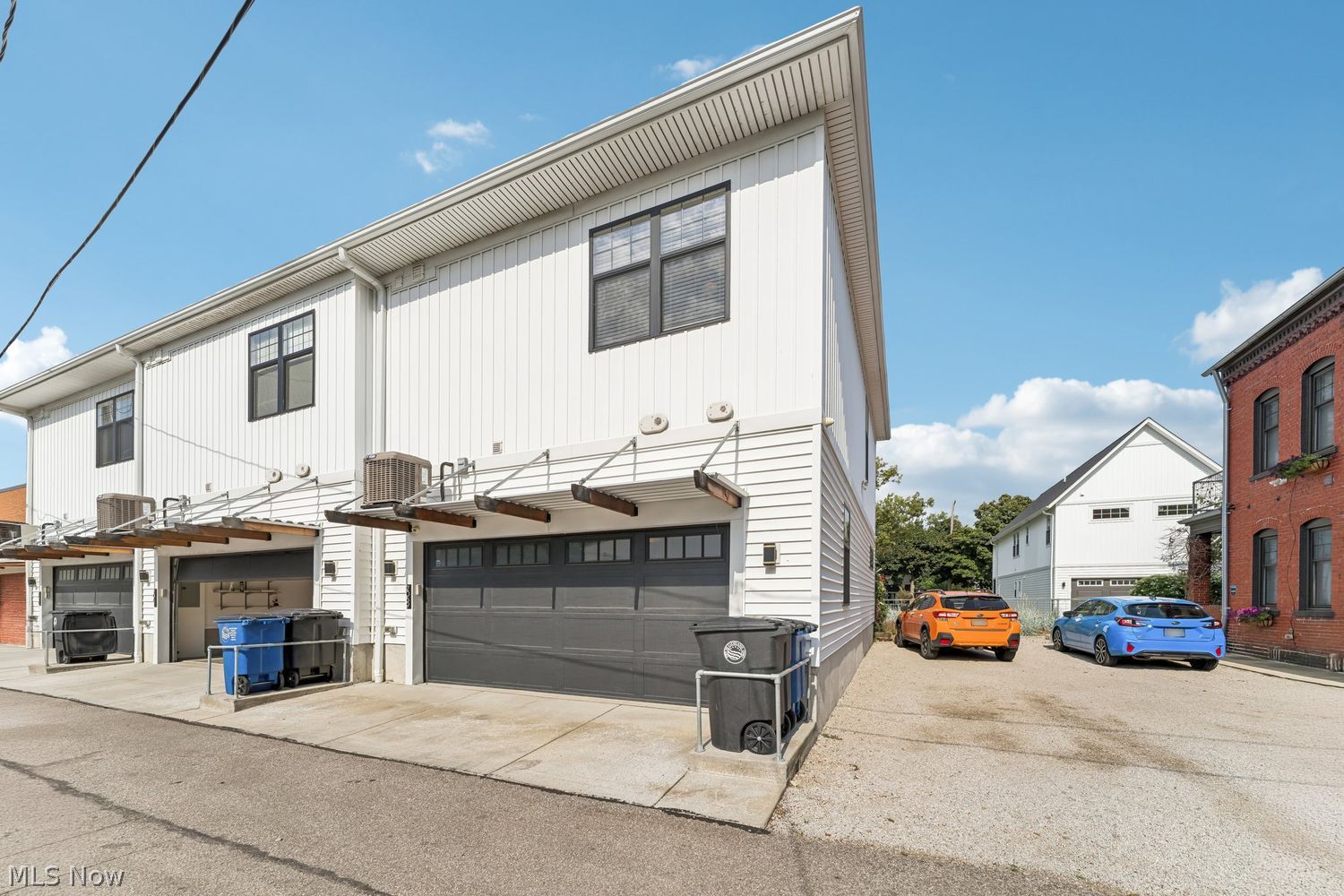2069 W 34th Place Cleveland OH 44113