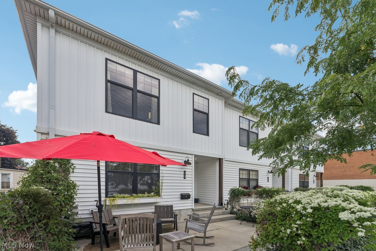 2069 W 34th Place Cleveland OH 44113