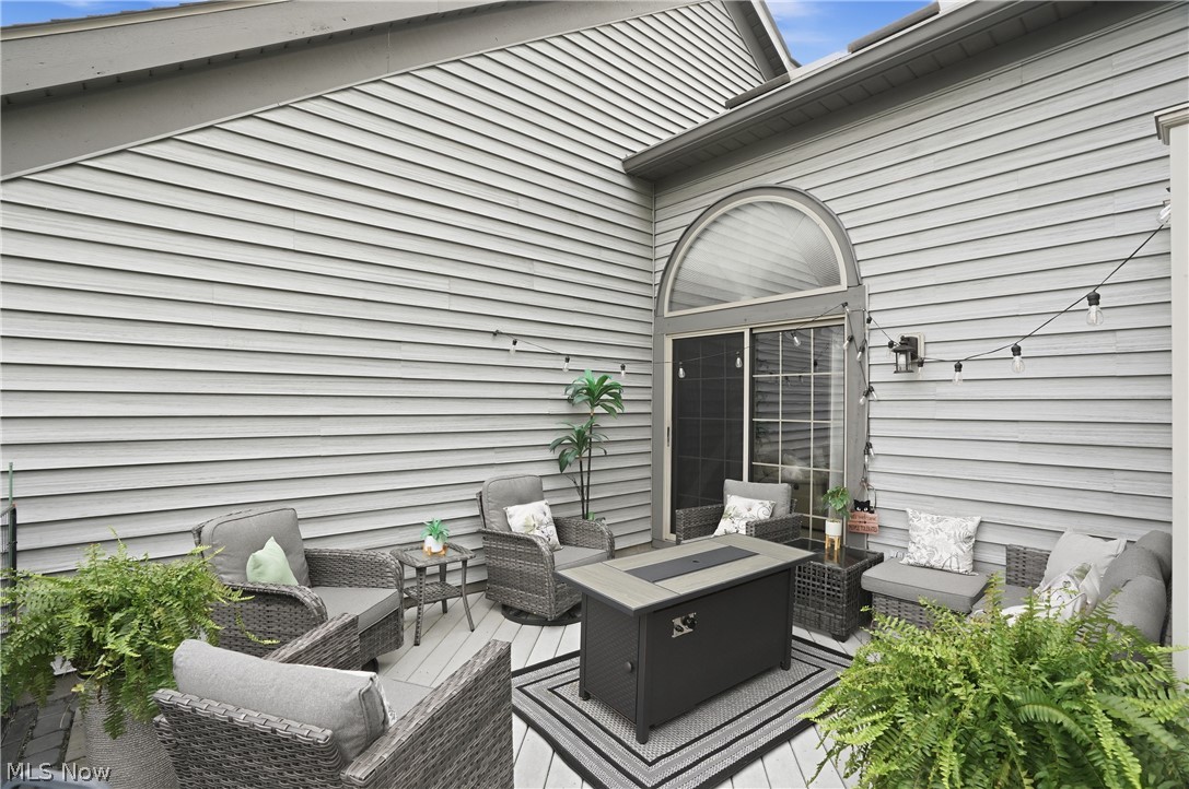 127 S Bayshore Drive Columbiana OH 44408
