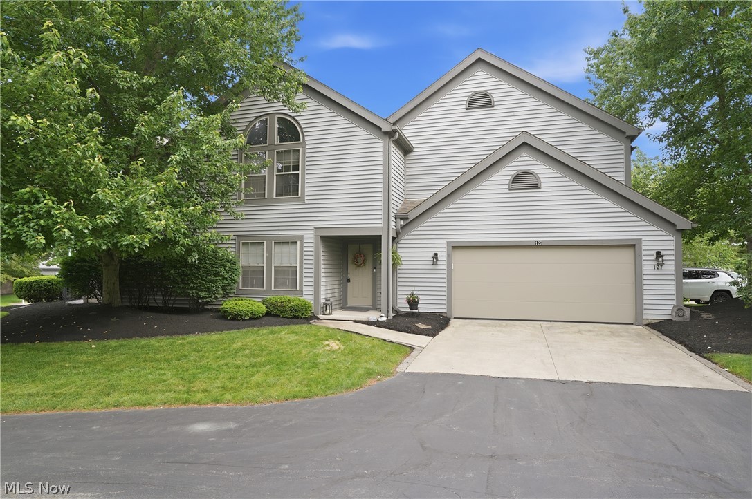 127 S Bayshore Drive Columbiana OH 44408