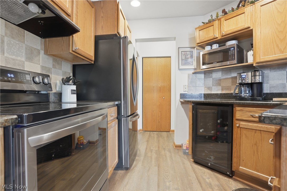 127 S Bayshore Drive Columbiana OH 44408