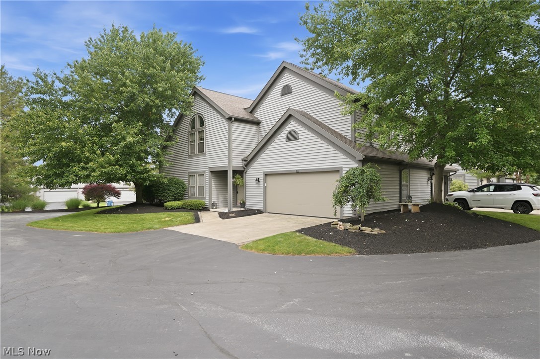 127 S Bayshore Drive Columbiana OH 44408