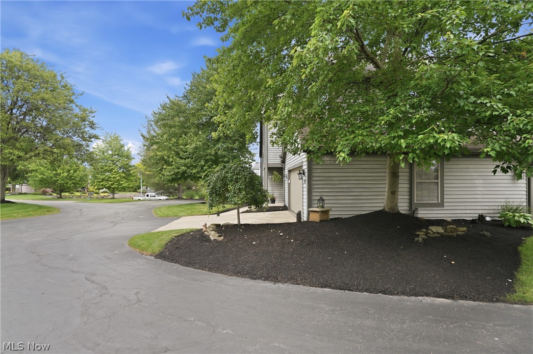 127 S Bayshore Drive Columbiana OH 44408