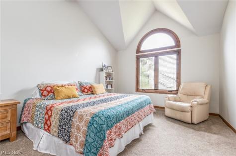3 Windrush Lane Beachwood OH 44122