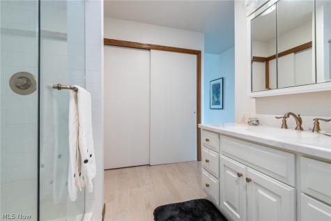 3 Windrush Lane Beachwood OH 44122