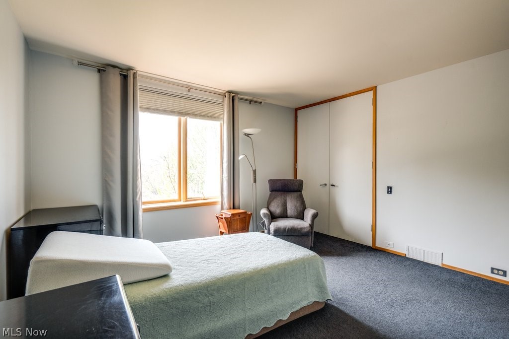 5200 Three Village Drive Lyndhurst OH 44124