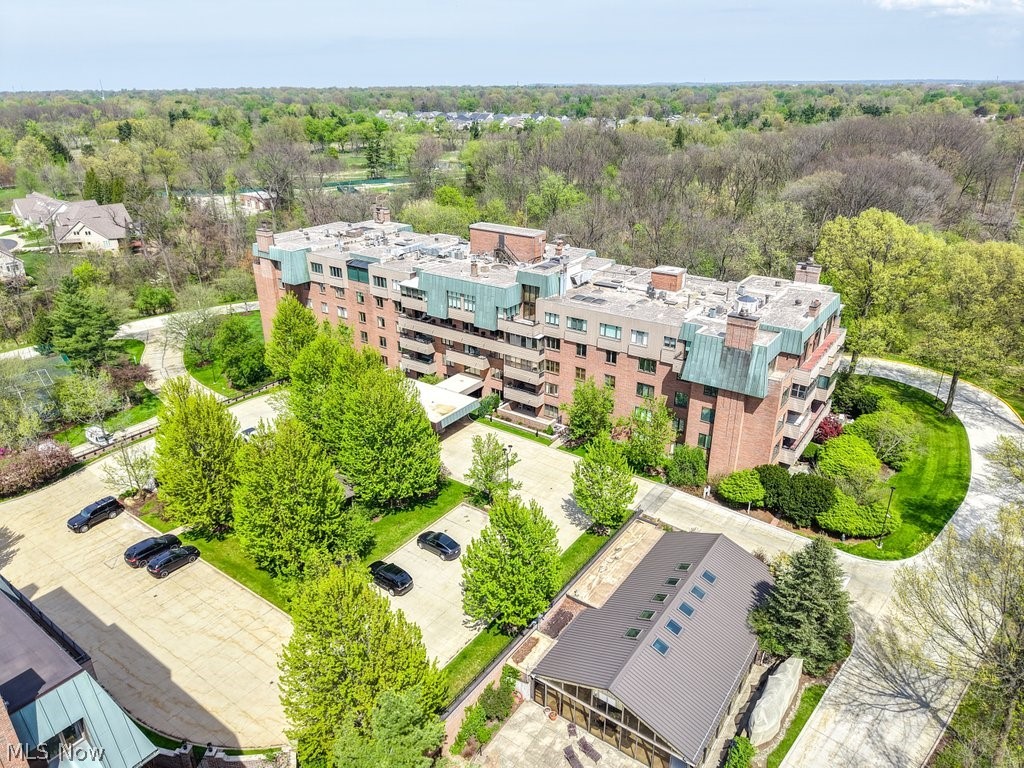 5200 Three Village Drive Lyndhurst OH 44124