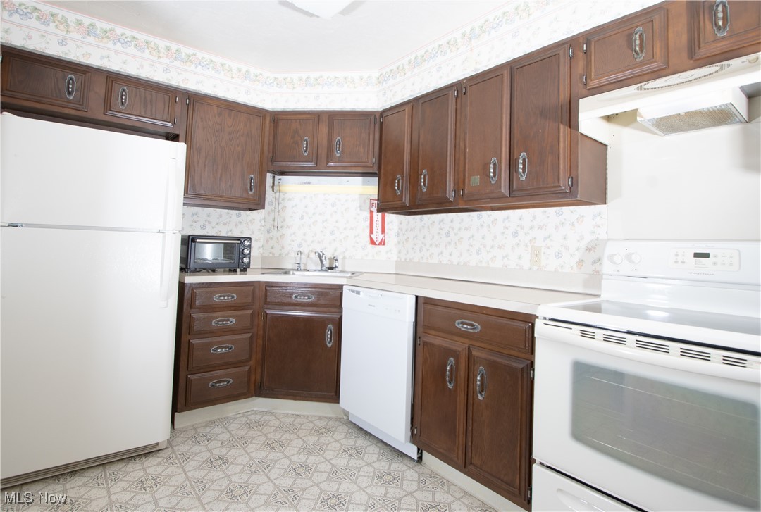 12550 Lake Avenue Lakewood OH 44107