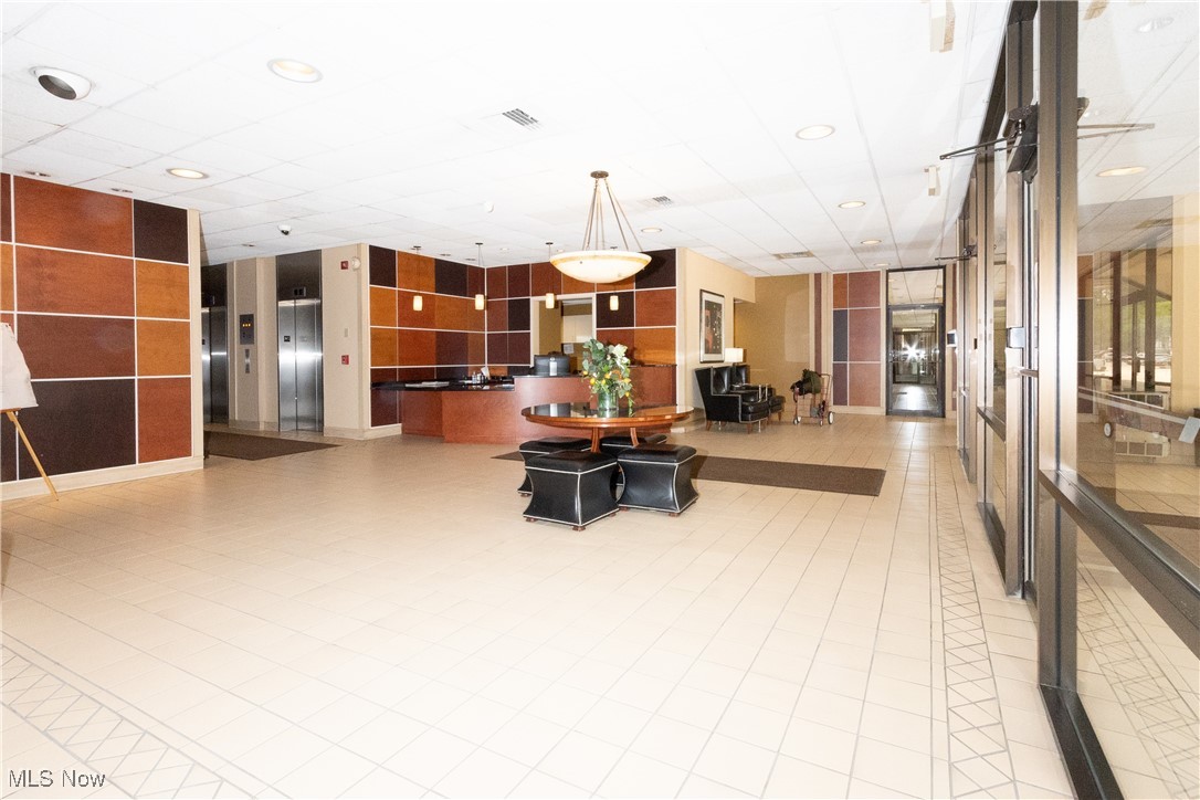 12550 Lake Avenue Lakewood OH 44107