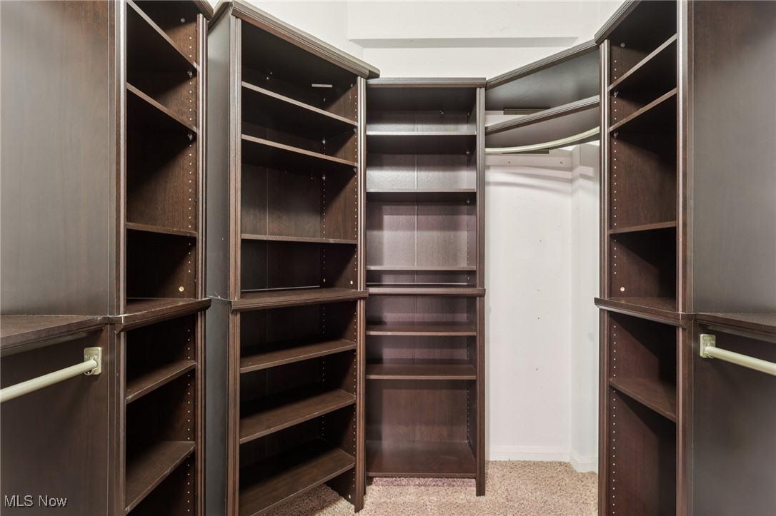 1237 Washington Avenue Cleveland OH 44113