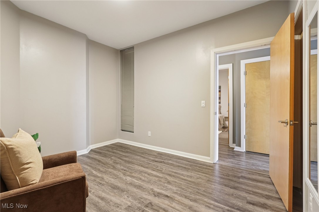 1237 Washington Avenue Cleveland OH 44113