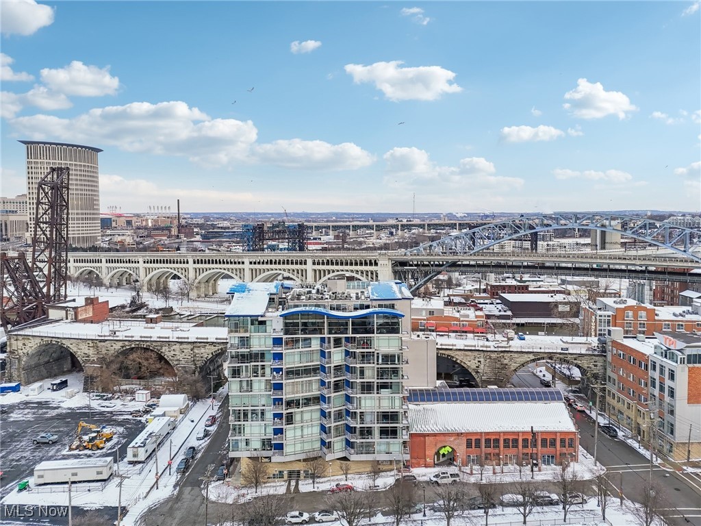 1237 Washington Avenue Cleveland OH 44113