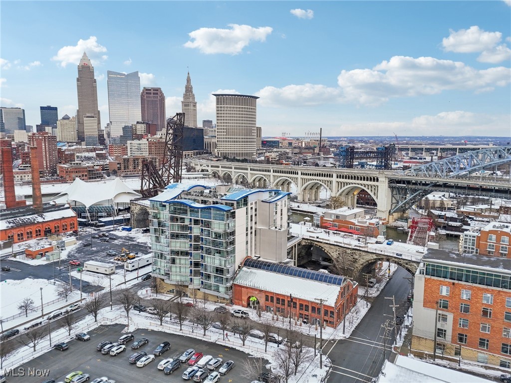 1237 Washington Avenue Cleveland OH 44113