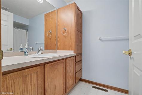 127 Wilford Way Tallmadge OH 44278