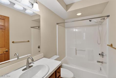 9605 Lismore Lane Mentor OH 44060